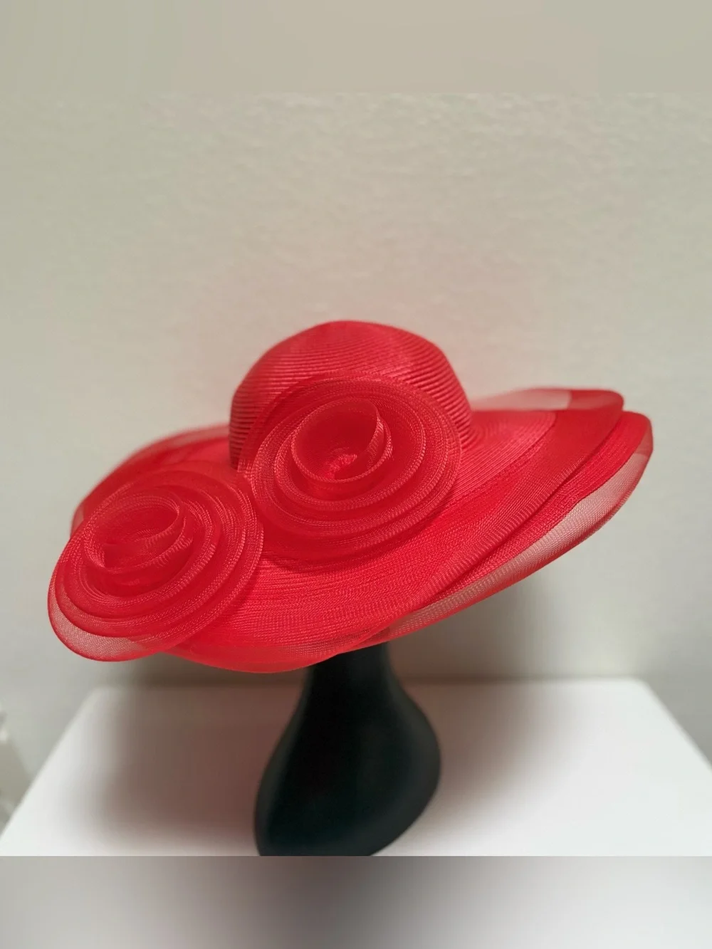 Elegant Red Wide-Brim Dress Hat with Decorative Rosette